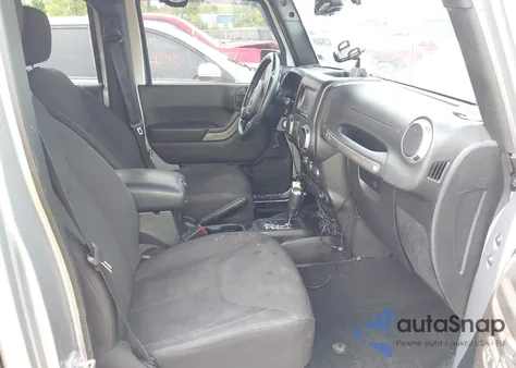 2015 Jeep Wrangler Unlimited Sport из США, поврежденный, VIN 1C4BJWDG0FL703220